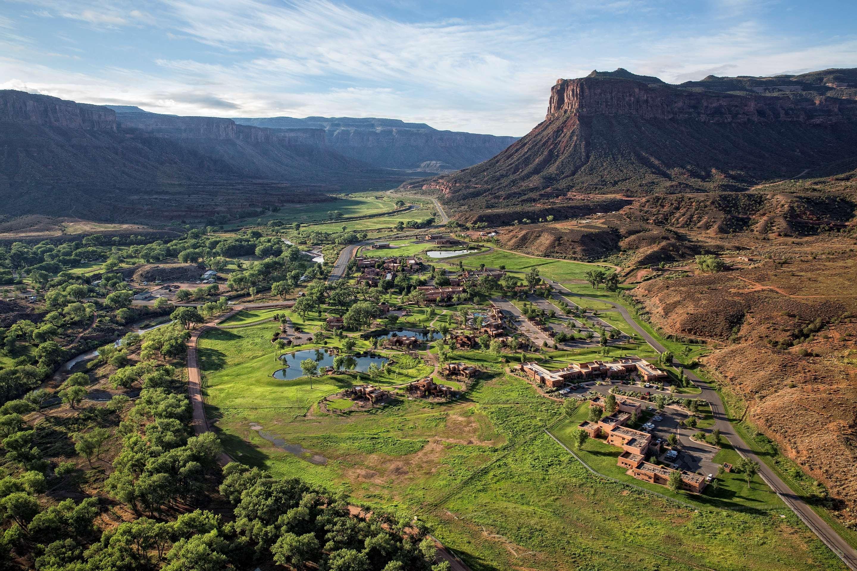 Gateway Canyons Resort, A Noble House Resort Exterior photo